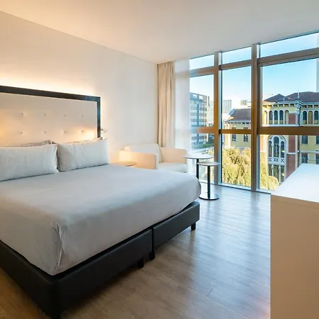 Innside By Melia Torre Galfa 4* Milánó
