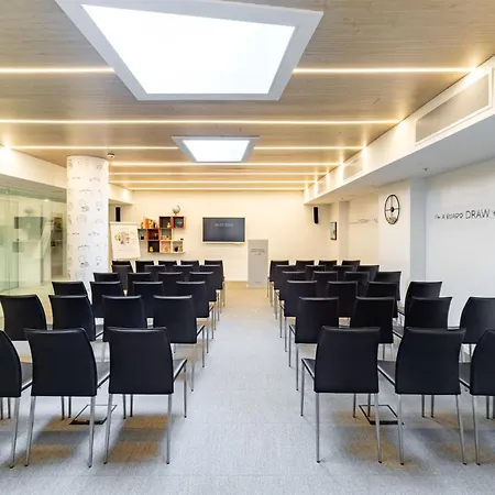 Innside By Melia Torre Galfa Отель Милан