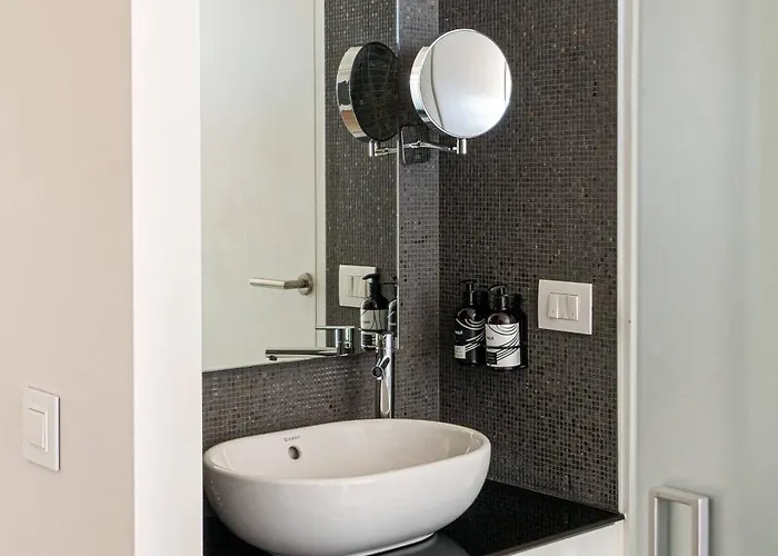Otel Innside By Melia Milano Torre Galfa 4*