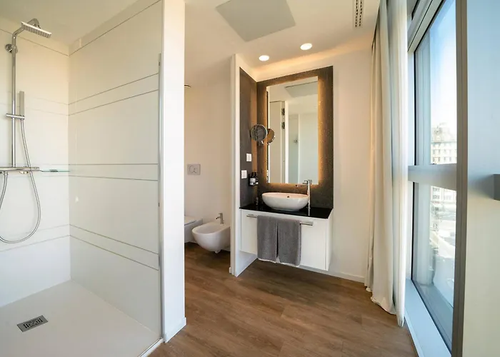 Otel Innside By Melia Milano Torre Galfa 4*