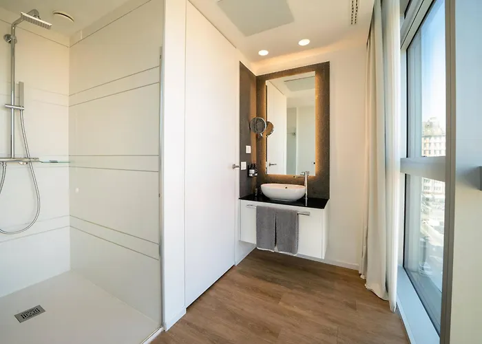 Otel Innside By Melia Milano Torre Galfa 4*